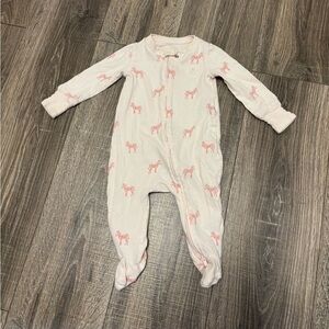 Baby Gap Girl Organic Cotton Giraffe Pink Graphic One Piece Zip Size 3-6 Months